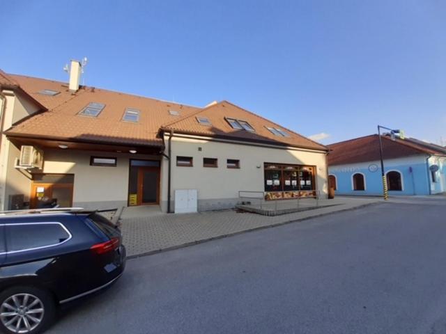 Apartman Kamenice Kamenice nad Lipou Exterior photo